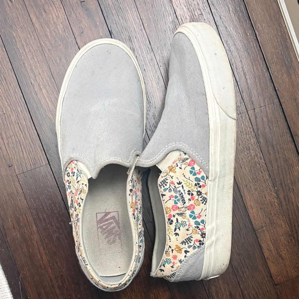 Women’s Floral Slip-On Sneakers - Blue and White